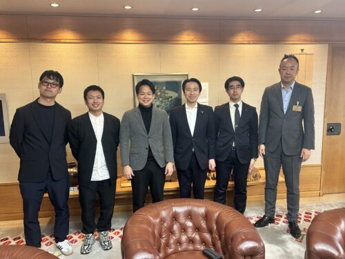 山形市長、副市長へ表敬訪問を実施。